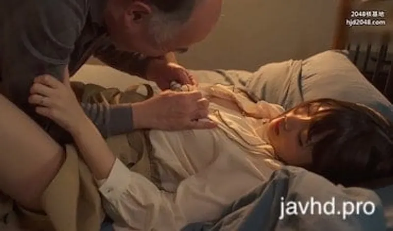 ông xã đi vắng vợ yêu bị lão già nhà đối diện hiếp suzu harumiya